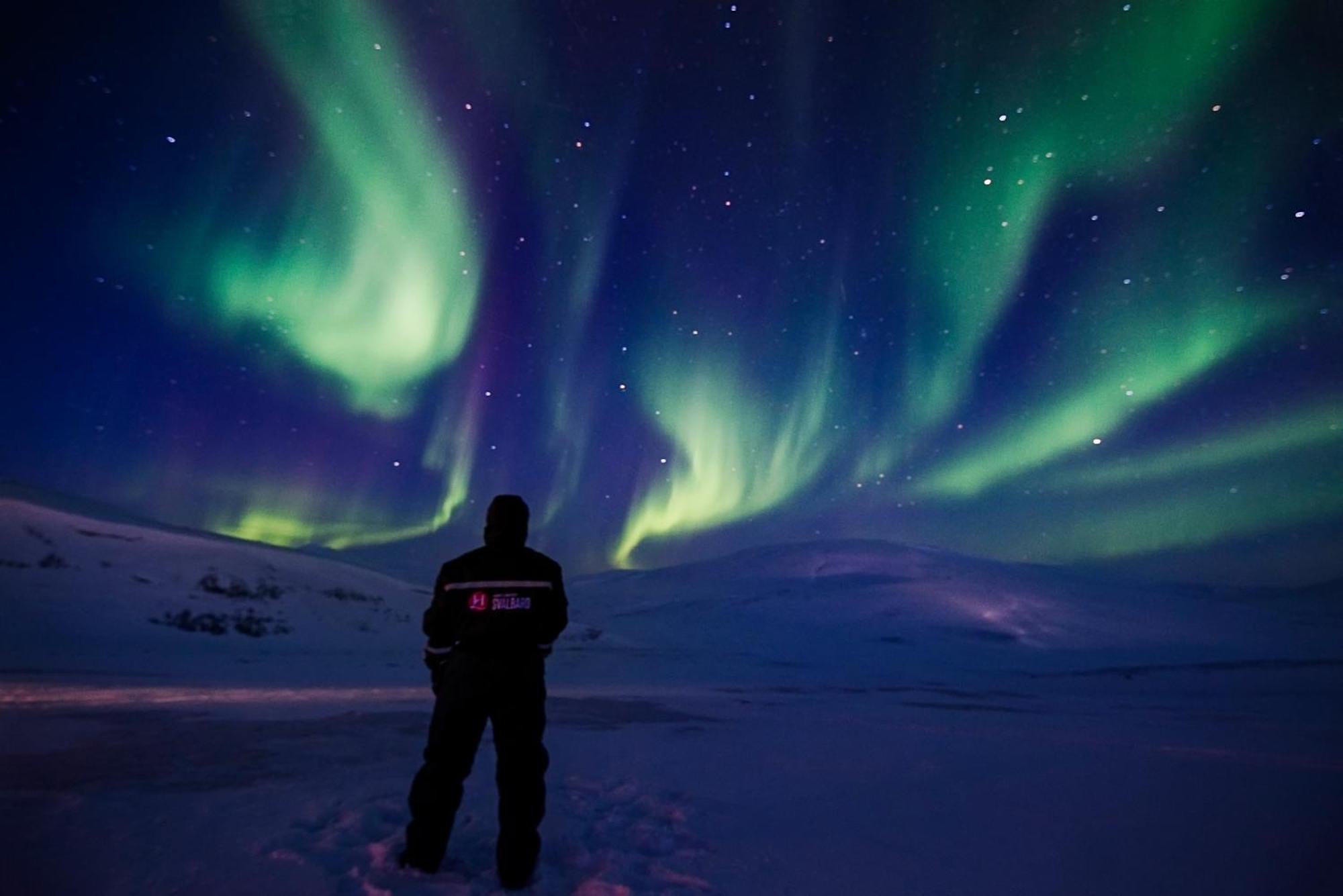 Radisson Blu Polar Hotel, Spitsbergen Лонгйир Экстерьер фото