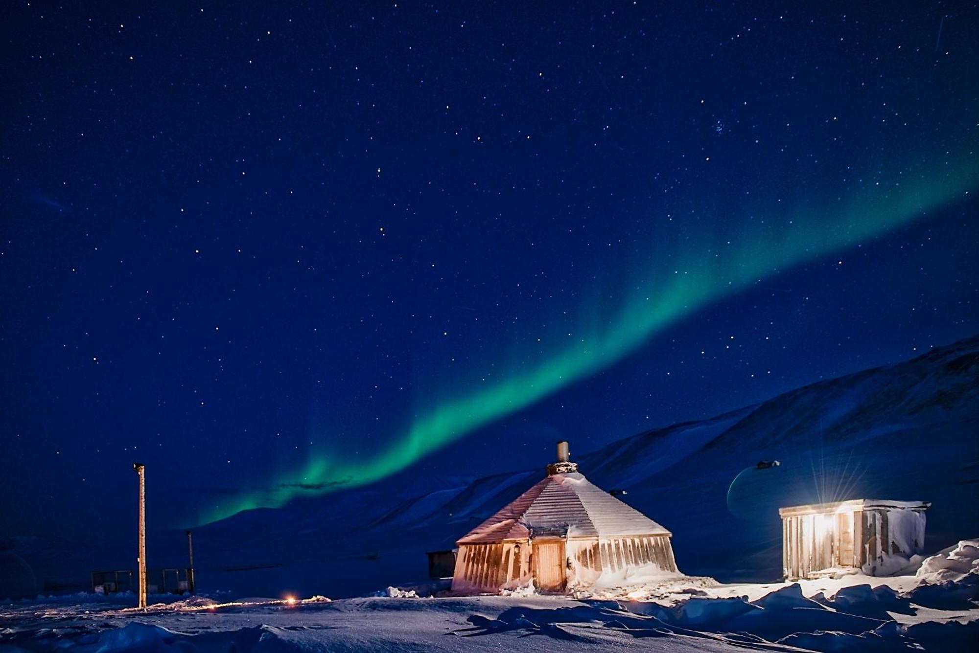 Radisson Blu Polar Hotel, Spitsbergen Лонгйир Экстерьер фото