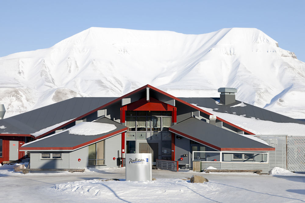 Radisson Blu Polar Hotel, Spitsbergen Лонгйир Экстерьер фото